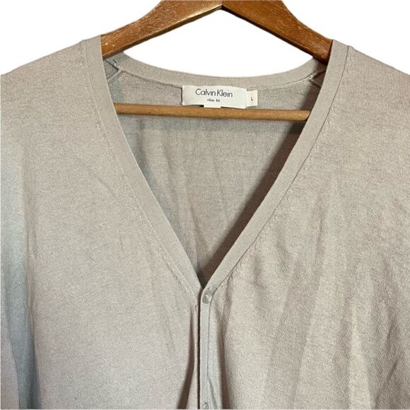 3 for $30! Calvin Klein silk & merino wool blend sweater - Picture 2 of 12